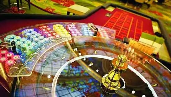 Ilustrasi bantuan dan dukungan pelanggan profesional di platform hiburan mwartoto
